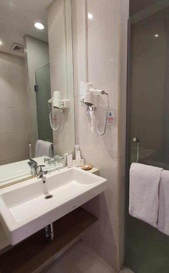 Hotel Montana Premier Senggigi Zewnętrze zdjęcie